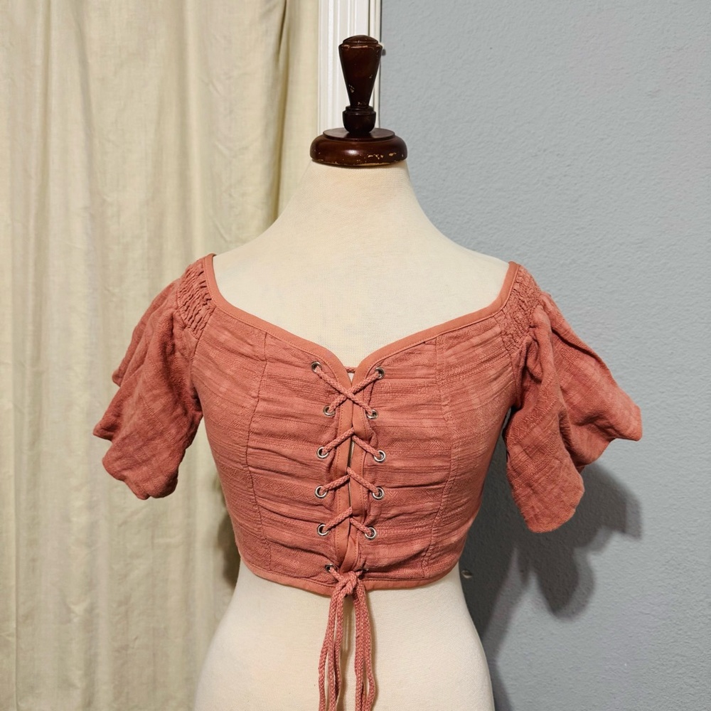 Windsor Women Coral Peasant Lace-Up Off the Shoulder Cottagecore Cropped Top L